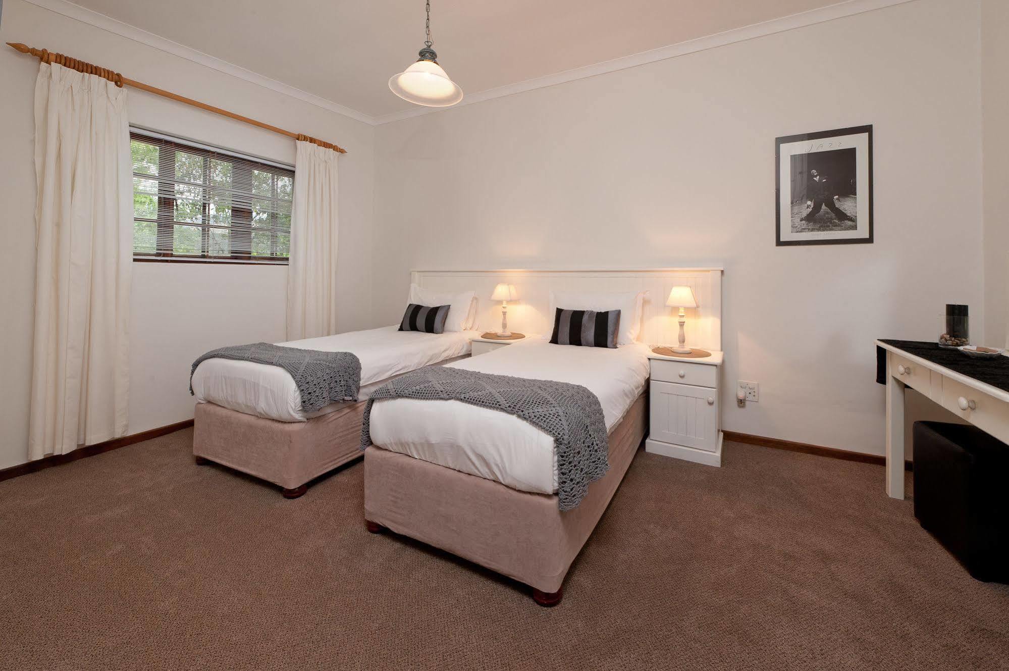 La Galiniere Guest Cottages Franschhoek Exterior foto